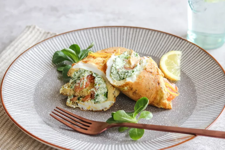 An omelet dish filled with creamy cottage cheese and salmon